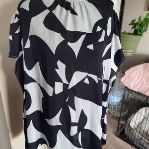 Nine West Black and White Abstract Blouse